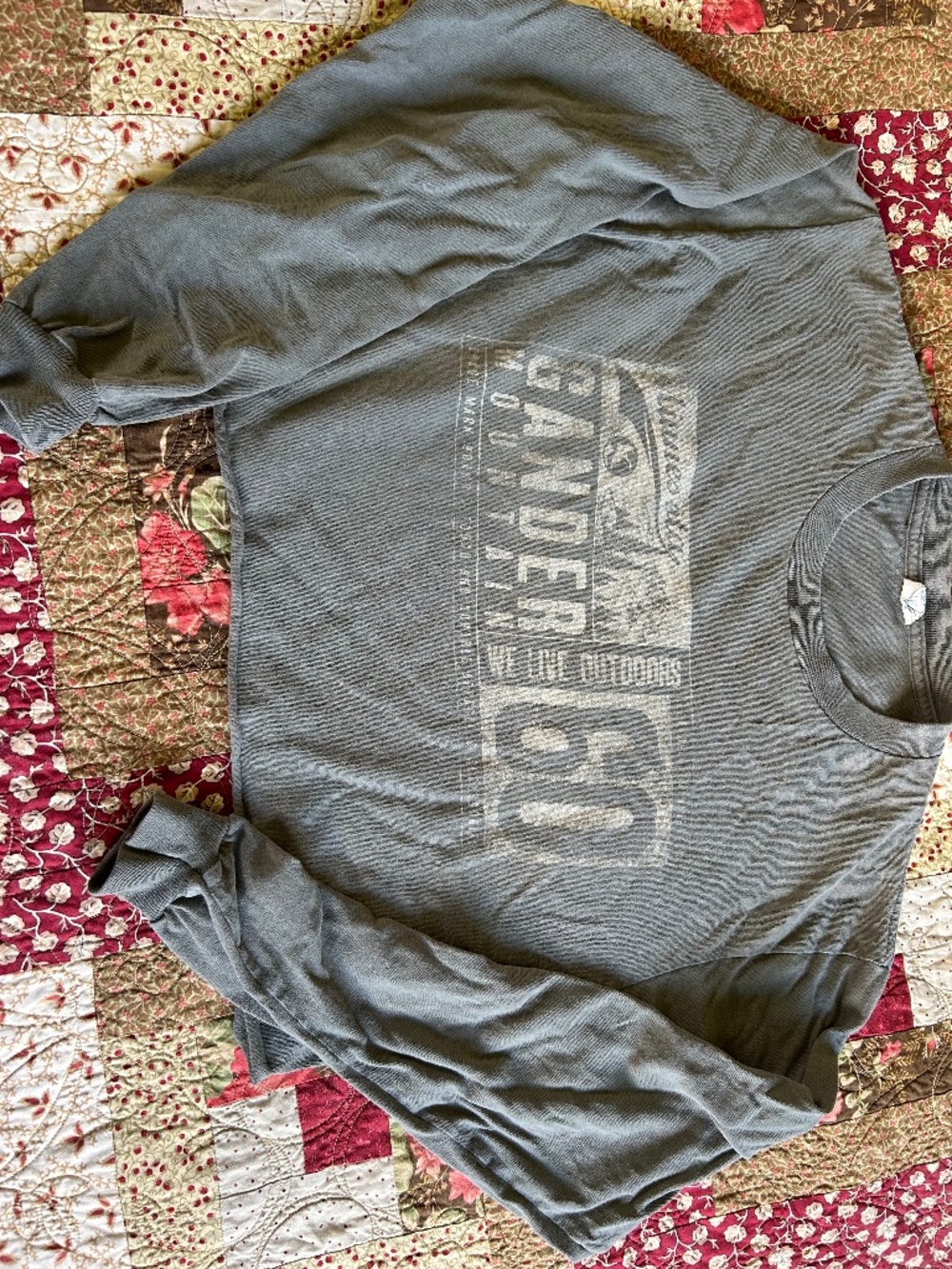 Vintage 90's 100% Cotton Gander Mountain Long Sleeve Cropped Tee